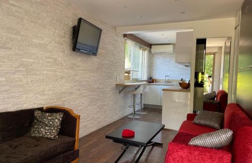 Cannes Apartment | Studio tout confort au calme avec jardin proche Cannes