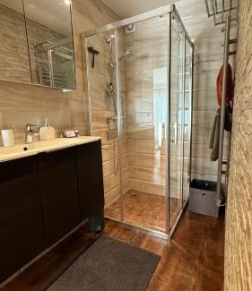 Cannes Apartment | Studio tout confort au calme avec jardin proche Cannes
