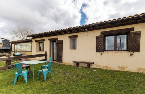 Santo Tome del Puerto Apartment | Studio 'Vaca' with Mountain View and Private Garden