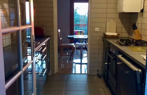 Laroque-des-Alberes Apartment | Studio With View, Wooden Terrace and little Garden, Pool, Sea and mountain