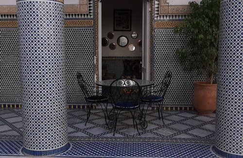Layoun Apartment | Studio with pool and parking in fes medina