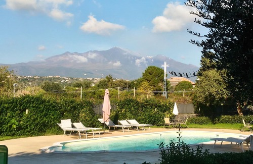 Santa Tecla Apartment | Studio with private terrace, sea view pool and wifi