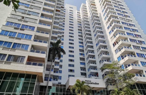Bocagrande Apartment | Studio with Spectacular View: Comfort and Safety Guaranteed.