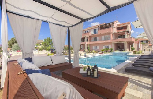 Grebastica Apartment | Studio with terrace and air conditioning