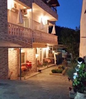 Chrisi Ammoudia Apartment | Studios Lia Adults Only -Fully Renovated