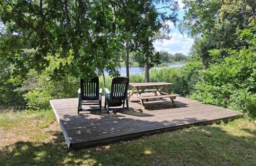 Hultsfred House | Stuga im Wald mit Seeblick, nahe Vimmerby