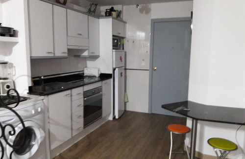 Sant Carles de la Rapita Apartment | Stunning views of the sea and harbor, FREE WIFI, AIR CONDITIONING, max 4 PEOPLE