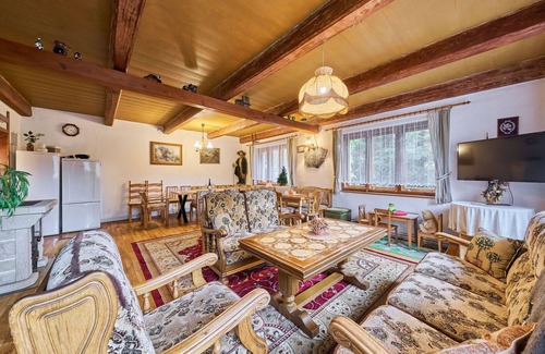 Lanov Villa | Stunning private villa for 12 people with private pool, WIFI, TV and terrace