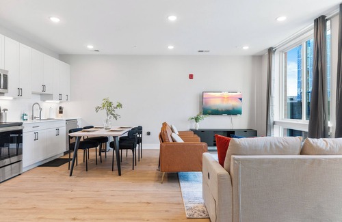 North Philadelphia Apartment | Stunning 1-BD - City Views - Near Fishtown!