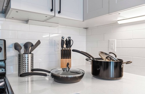 North Philadelphia Apartment | Stunning 1-BD - City Views - Near Fishtown!
