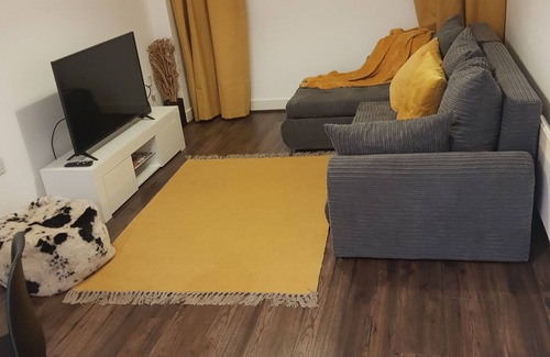 Brierley Hill Apartment | Stunning 1-Bed Apartment in Brierley Hill