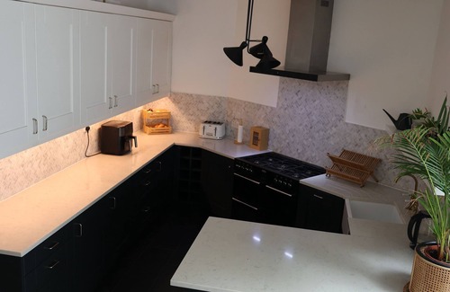 Hoe Street Apartment | Stunning 2-bed factory conversion with garden apartment in Walthamstow Village