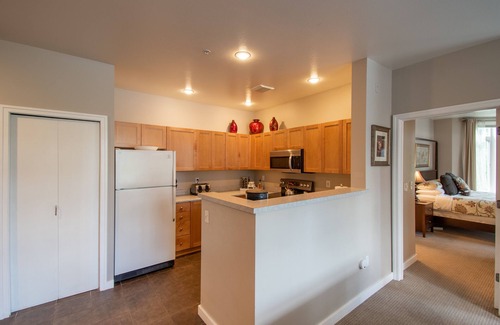 Belltown Condo | Stunning 2 Bedroom 2 Bath Home in Seattle!