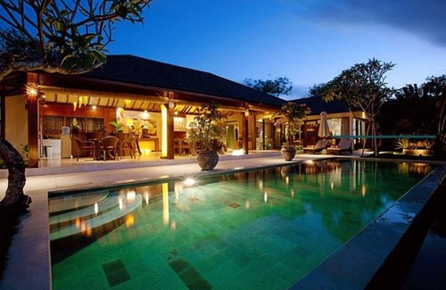 Central Seminyak Villa | Stunning 3 Bedroom Villa In The Heart Of Seminyan At 500 Meters From The Beach