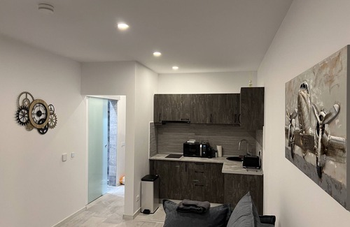 Militari Apartment | Stunning 3-Room Penthouse W10+W11