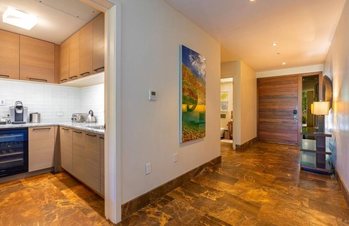 Wailea Villa | Stunning 3BD/4BA Andaz Villa! Huge Private Yard with Pool! Modern Beach Elegance