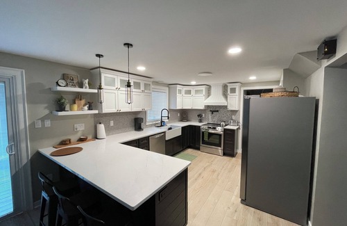 Richmond House | Stunning 3BR 2.5BA home in Richmond’s Premier West End Location