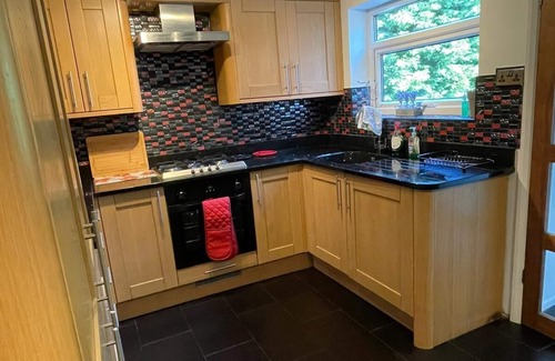 Bridgend House | Stunning 4 Bedroomed holiday home