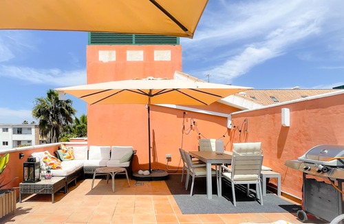 Urbanizacion Pinos Verdes Apartment | Stunning 40m2 Rooftop terrace with private jacuzzi and fantastic sea views!