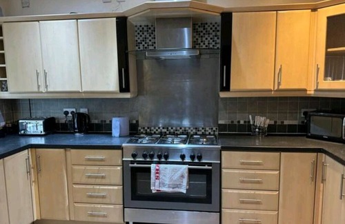 Solihull House | Stunning 5 bedroom house Solihull