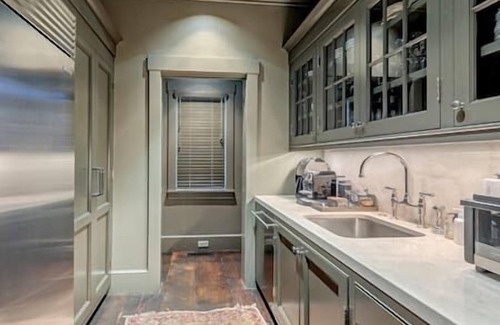 West End House | STUNNING 6 BEDROOM 6 BATH WEST END-ASPEN, CO