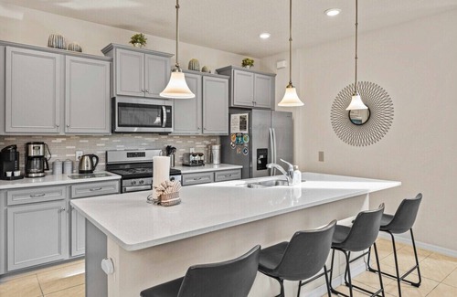 Loughman House | Stunning 6-Bedroom Home | Perfect for Families & Groups!