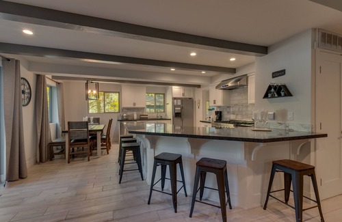 Lower Kingsbury House | Stunning 6-bedroom home, just minutes Heavenly, Lake Tahoe beaches (SL196)