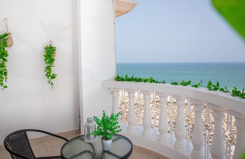 Al Hamra Village Apartment | Stunning and Cozy Sea View Studio Apartment