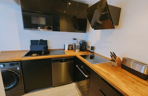 Stadtmitte Apartment | Stunning Apartment in Center With a Beautiful Balcony!