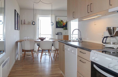 Sandkaas Apartment | Stunning apartment in Allinge with WiFi