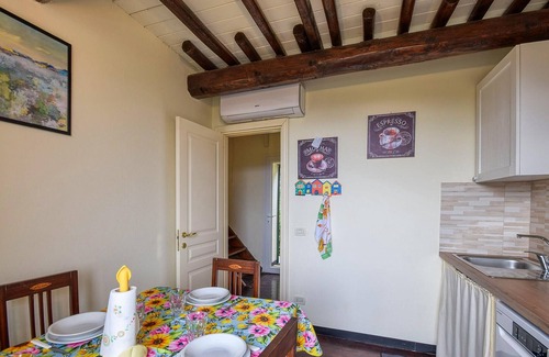 Recco Apartment | Stunning apartment in Recco with kitchen