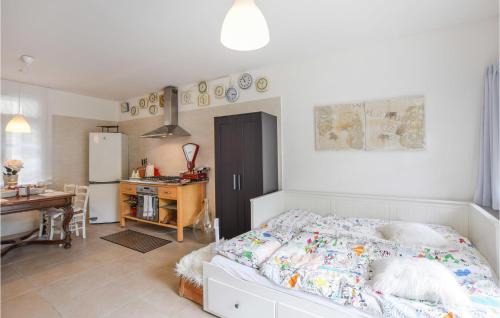 Rivignano Teor Apartment | Stunning Apartment In Rivignano Teor