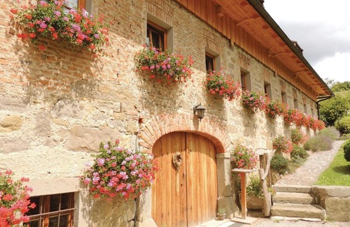 Kleinraming Apartment | Stunning Apartment In Weistrach With 4 Bedrooms, Wifi And Indoor Swimming Pool