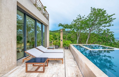 Puerto Vallarta Villa | STUNNING BEACHFRONT VILLA WITH AMAZING VIEWS TO THE SEA!n
