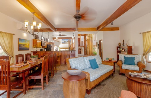 San Pedro House | Stunning Beachfront Villa. Pool. Gourmet Kitchen.