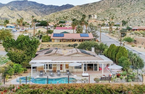 Desert Hot Springs House | Stunning Best Views, Designer Interiors, Private Heated Pool & Spa, Privacy