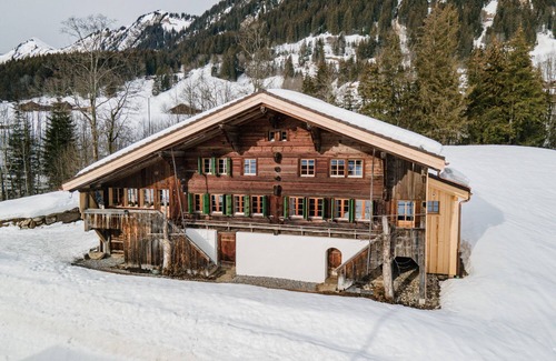 Gsteig Villa | Stunning chalet entirely renovated in Gsteig! 5 bedrooms, 3 bathrooms, kitchen