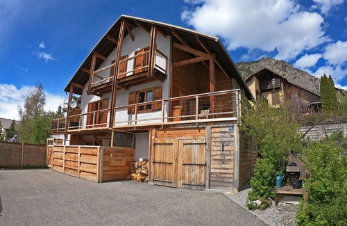 Briancon Ski Chalet | Stunning Chalet in Briancon centre - walkable to ski lifts Serre Chevalier 1200
