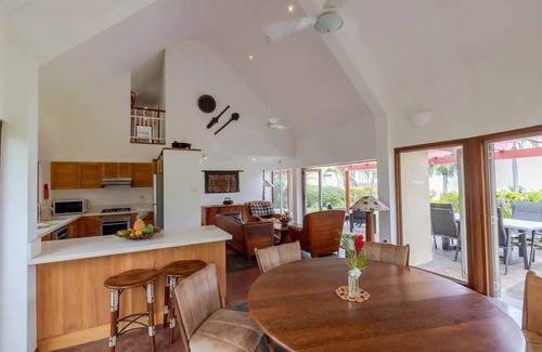 Cuvu Villa | Stunning Coastal Villa overlooking the Pacific