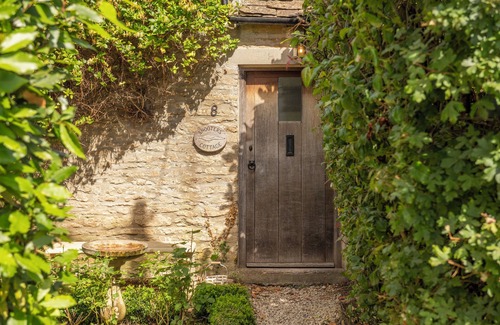 Biddestone Cottage | Stunning cottage in the beautiful Cotswold village of Biddestone