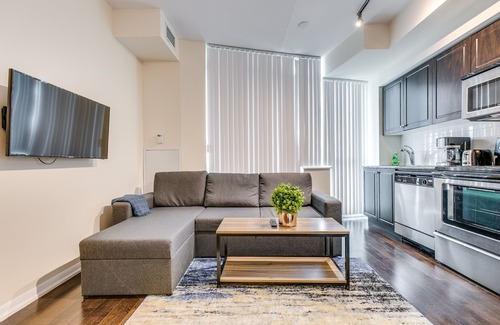 Fort York Condo | *Stunning DT Waterfront Suite- Welcome Long Stay