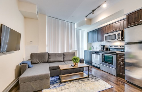 Fort York Condo | *Stunning DT Waterfront Suite- Welcome Long Stay