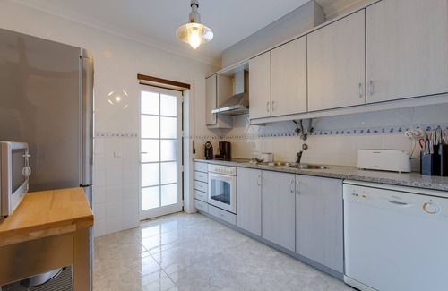 Vale de Carro Apartment | Stunning & elegant two bdr near the Pine Cliffs