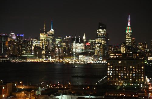 Union City Apartment | Stunning Empire State 3 BR'S