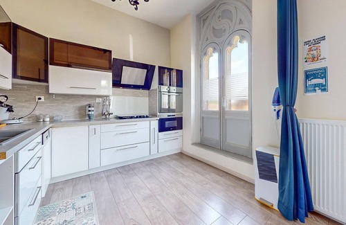 Arques-la-Bataille House | Stunning home in Arques la Bataille Arq