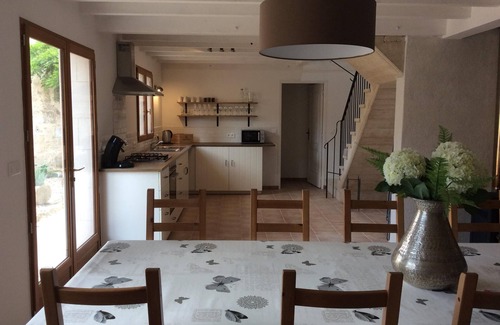 Saint-Martin-de-Gurson House | Stunning 4 ⭐️ gite, private pool fishing lake, Dordogne Bordeaux, Bergerac