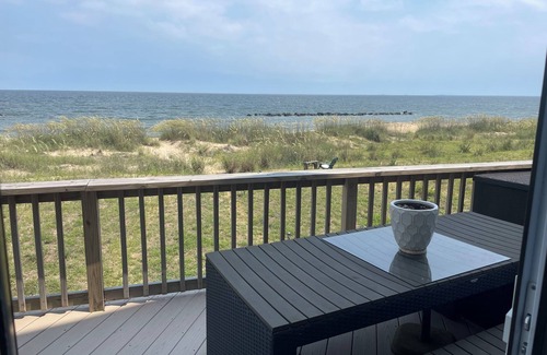 Cottage Line House | Stunning Furnished Beachfront Townhouse in Oceanview