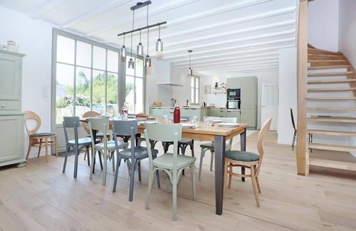 Le Minihic-sur-Rance House | Stunning home in Le Minihic-sur-Rance