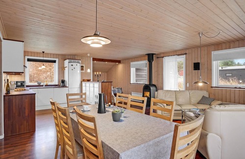 Øksenmølle House | Stunning home in Ebeltoft with WiFi