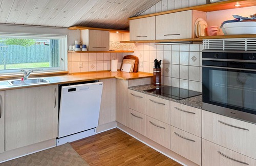 Handrup Strand House | Stunning home in Ebeltoft with WiFi